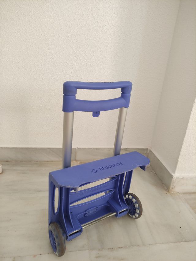Carrito porta mochilas Busquets