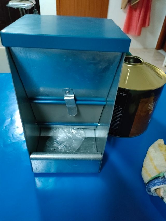 Comedero dosificador