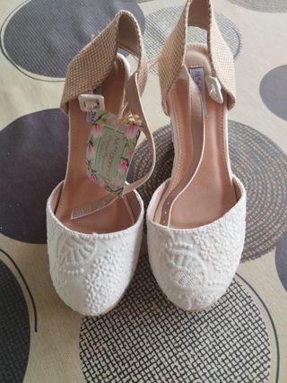 Zapatos cuña novia 