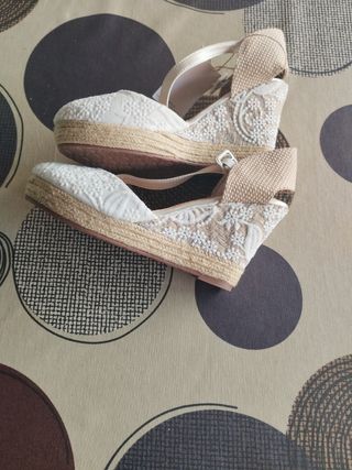 Zapatos cuña novia 