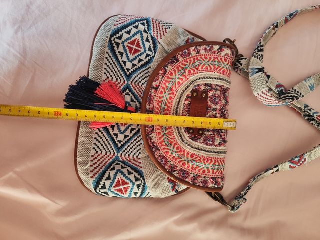 Bolso bandolera. Liberto