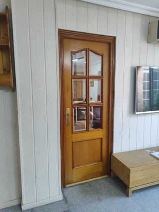 Puertas de madera maciza,en muy buen est