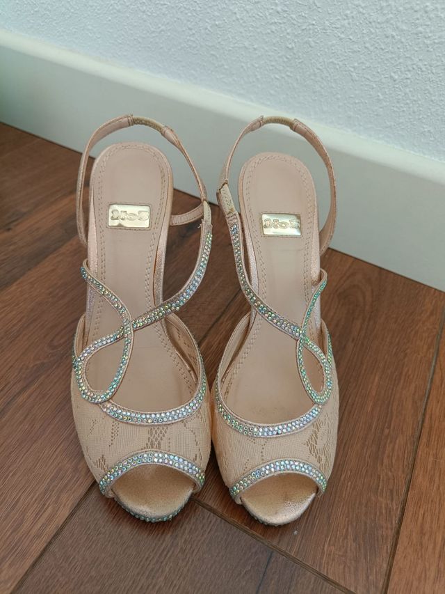Sandalias de Tacón nude brillantes