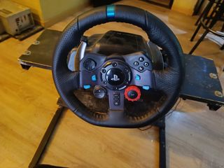 Playseat + Logitech con pedales