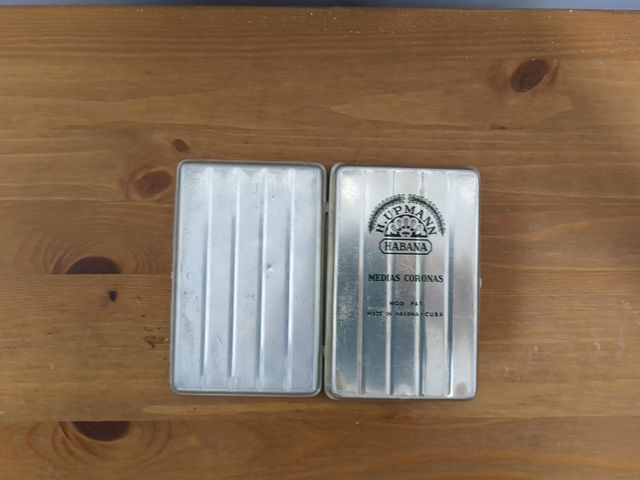 Caja medias coronas H. Upmann