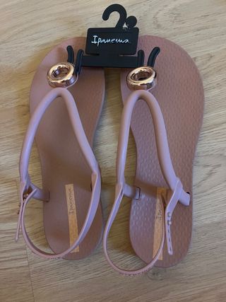 Sandalias Ipanema-N 39-Rosa maquillaje.Apenas uso