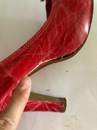 Zapato tacón rojo