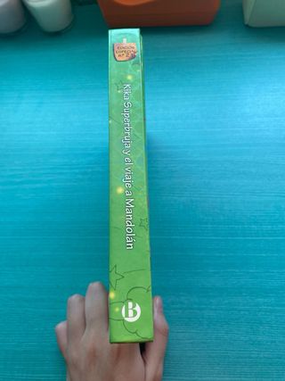 Libro Kika Superbruja y el viaje a Mandolán