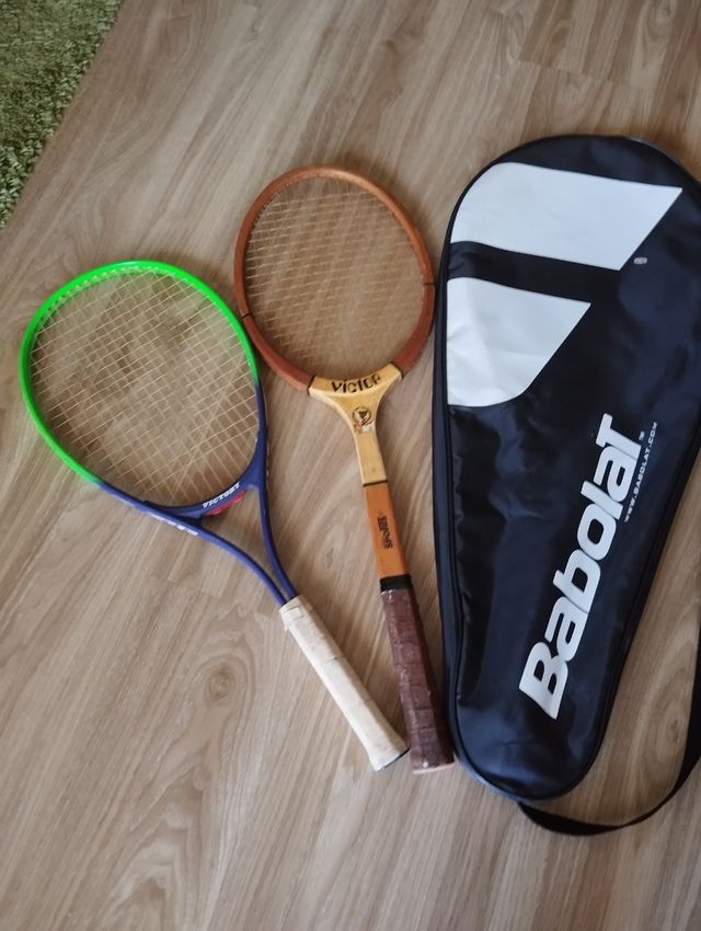 Due racchette da tennis con borsa cover