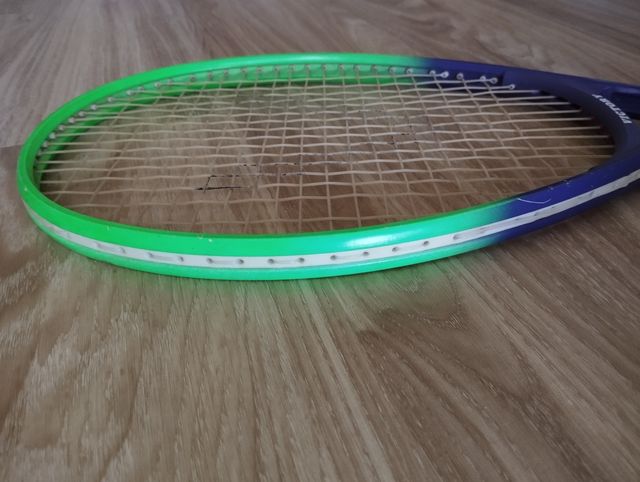 Due racchette da tennis con borsa cover