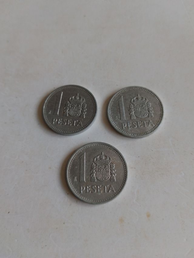 3 Pesetas
