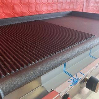 ▶️ Plancha Hierro Mitad Ranurada - 70 cm