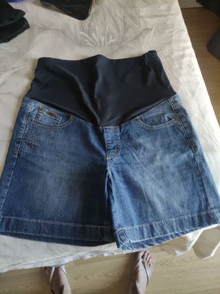 Pantalón corto embarazada