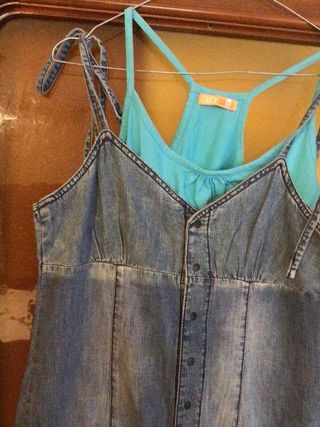 Traje dos piezas. T. 40.