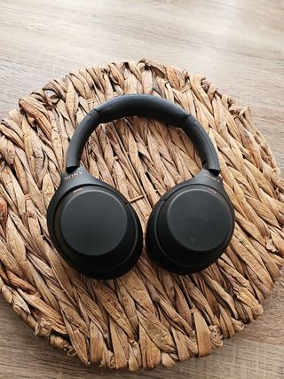 Cascos Sony WH-1000XM4