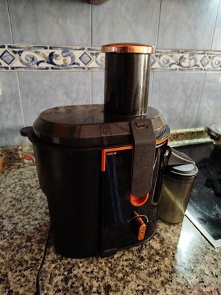 Extractora de zumo Cecotec