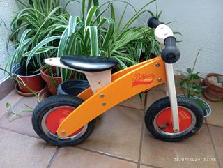 Bicicleta sin pedales aprendizaje  madera Janod.