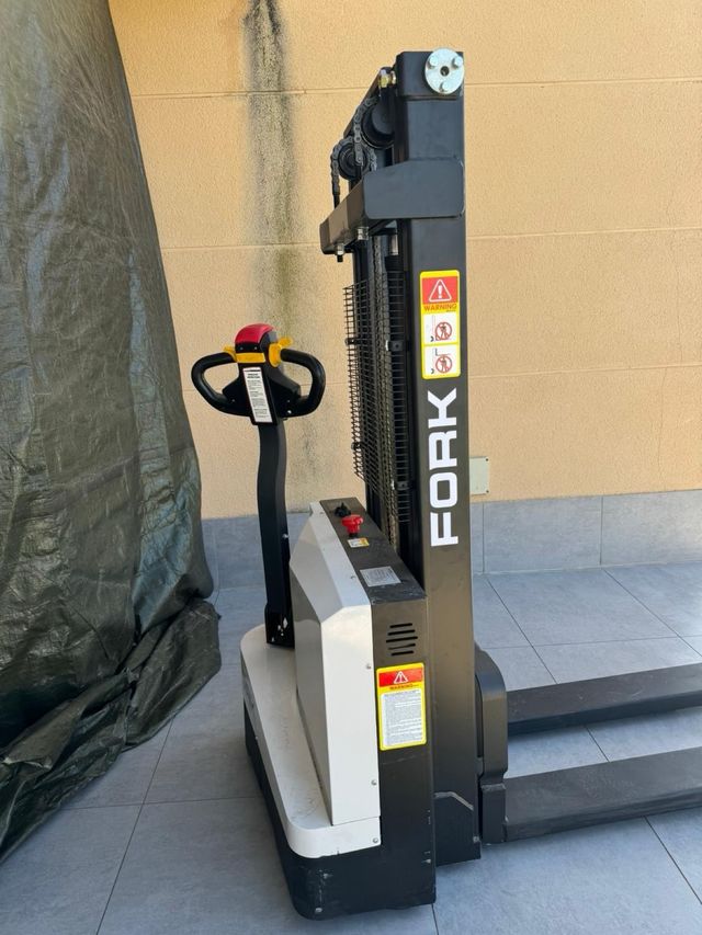 Niveladora eléctrica EG10-25