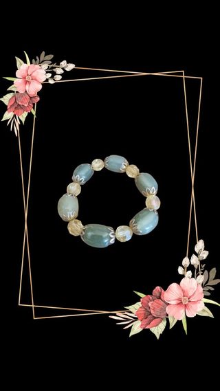 Lote de 40 piezas de joyería