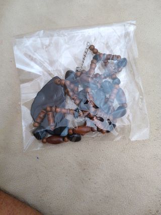 Lote de 40 piezas de joyería