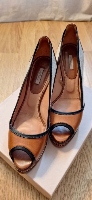 Zapato tacón UTERQÜE