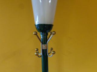 Lampione porta abiti completamente ristrutturato