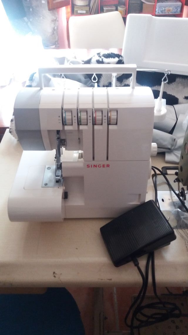 Overlock Singer 2/3/4 hilos