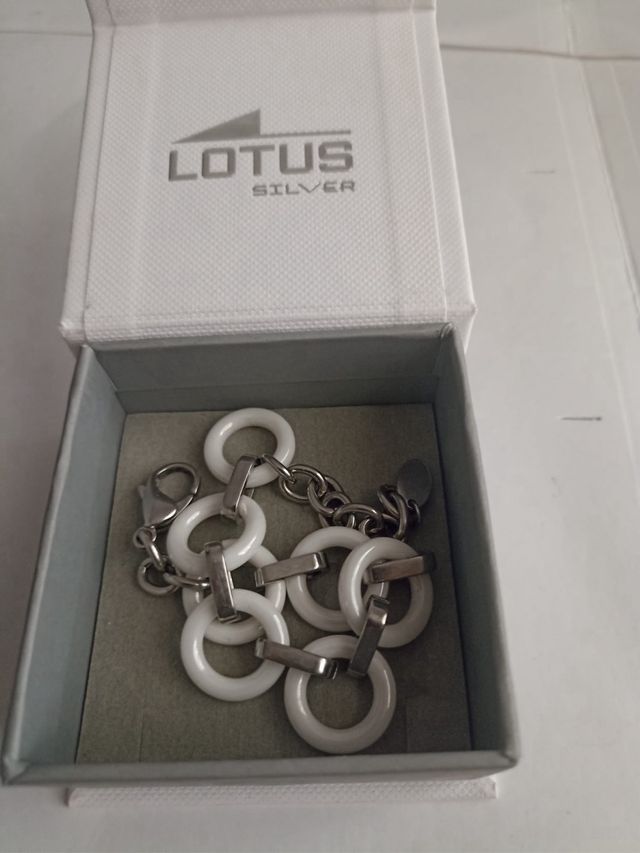 Pulsera lotus ceramica blanca