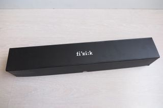 Tija FIZIK Cyrano R1 Carbono 31.6x400
