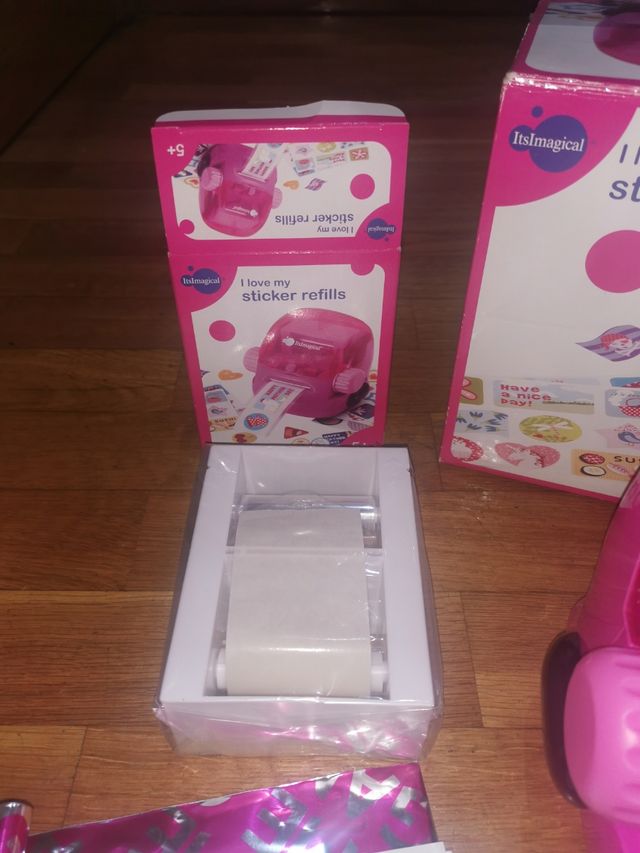 Máquina de hacer pegatinas