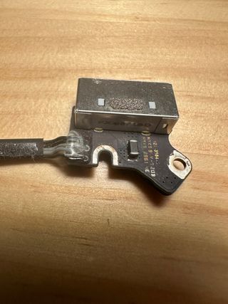 Conector DC magsafe2 macbook pro retina A1502