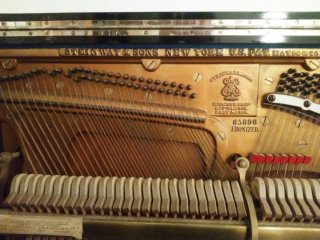 Piano de pared