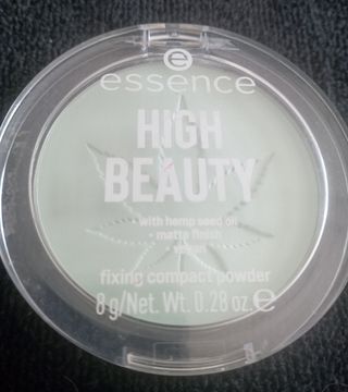 Polvos ESSENCE & WET n WILD