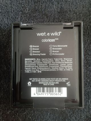 Polvos ESSENCE & WET n WILD