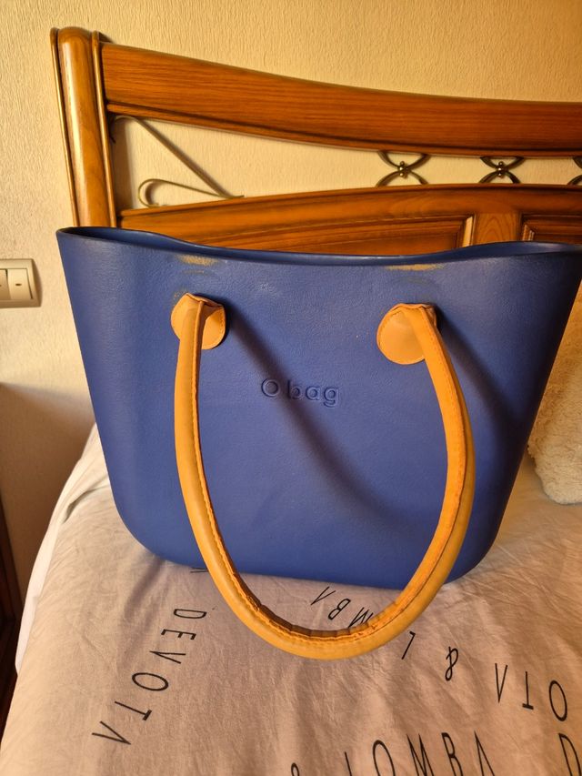 Bolso azul con asas marrón, O Bag