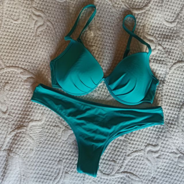Biquini talla L color verde
