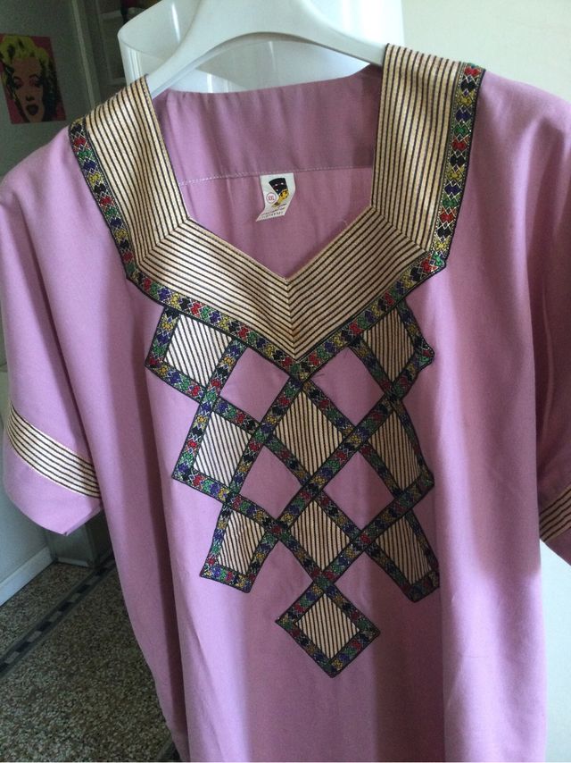 Abito egiziano rosa e oro