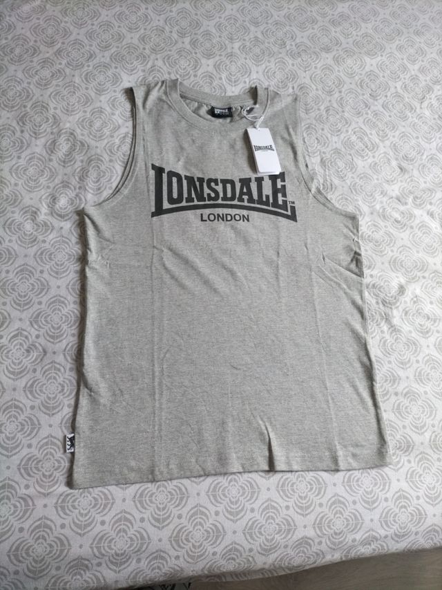 Camiseta LONSDALE talla M nuevo!!