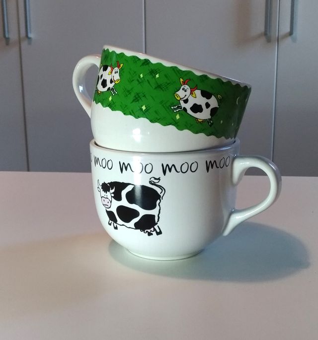 tazze con mucche