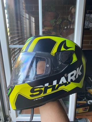 Casco de moto Shark (con led) Talla M