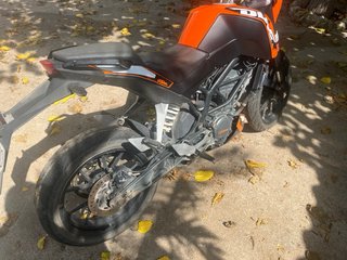 KTM Duke 125