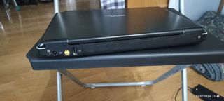Portátil Fujitsu Siemens 12 pulgadas 