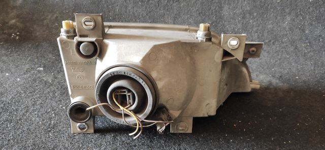 Foco delantero izquierdo Ford Escort