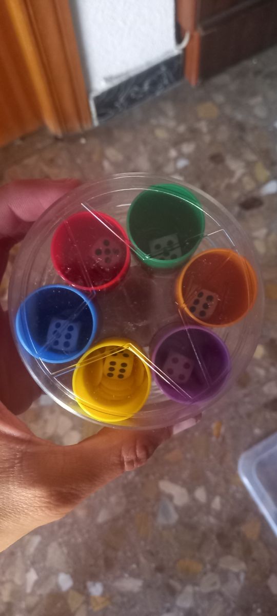 Juego de Dados 6 colores Parchís