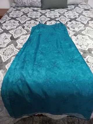 Vestido de cerimónia azul com écharpe