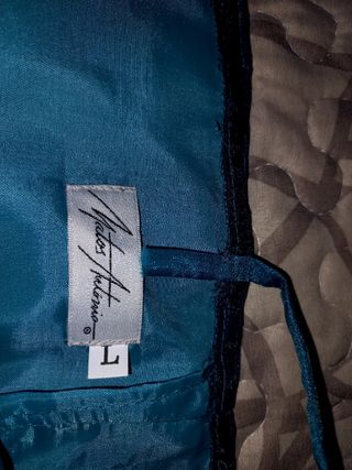 Vestido de cerimónia azul com écharpe