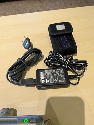 Camara de fotos digital SONY