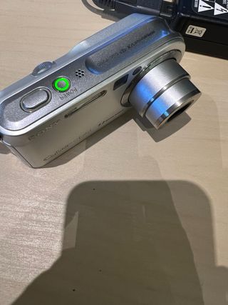 Camara de fotos digital SONY