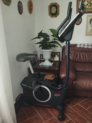 Bicicleta estática PRO-FORM 225 CSX