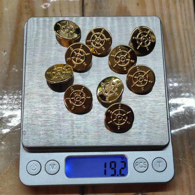 600 Bottoni stile marinaio timone oro
